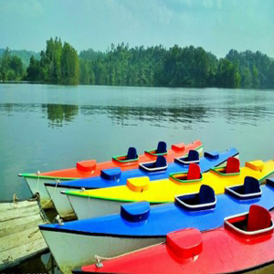 ইনানীতে কায়াকিং